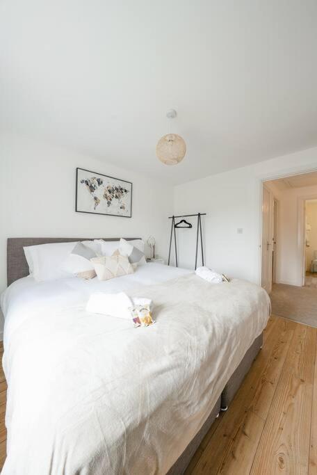 Stylish 2-Bed Home - For Company Contractor And Leisure Stays - Nec, Airport, Hs2, Contractors, Resort World Birmingham Dış mekan fotoğraf